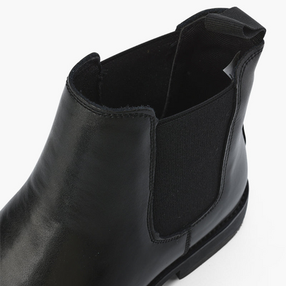 Bentara Chelsea Boots